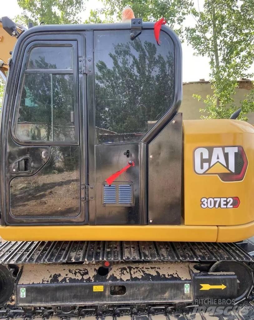 CAT 307 Vikšriniai ekskavatoriai