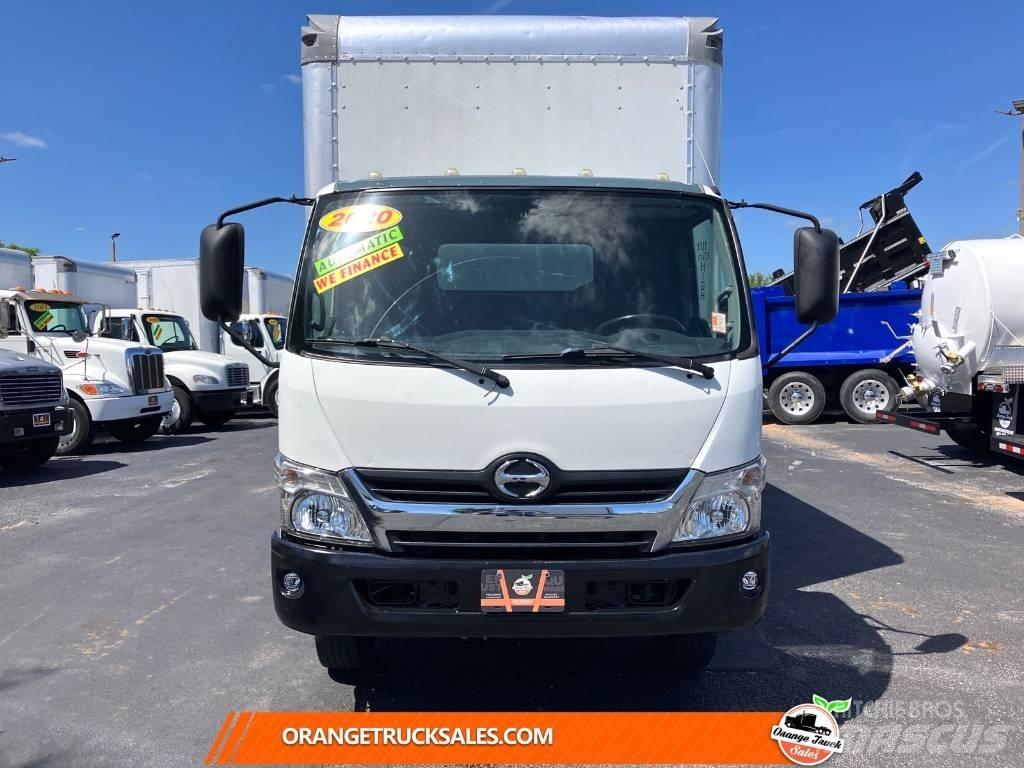 Hino 195 Sunkvežimiai su dengtu kėbulu