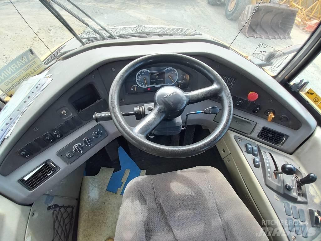 Volvo A40F (Abu dhabi) Karjeriniai savivarčiai