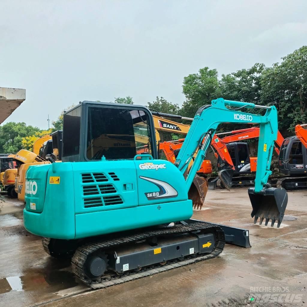 Kobelco SK 60 Vikšriniai ekskavatoriai