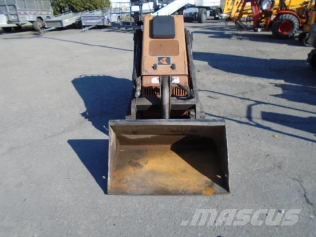 Ditch Witch SK 650 Krautuvai su šoniniu pasukimu