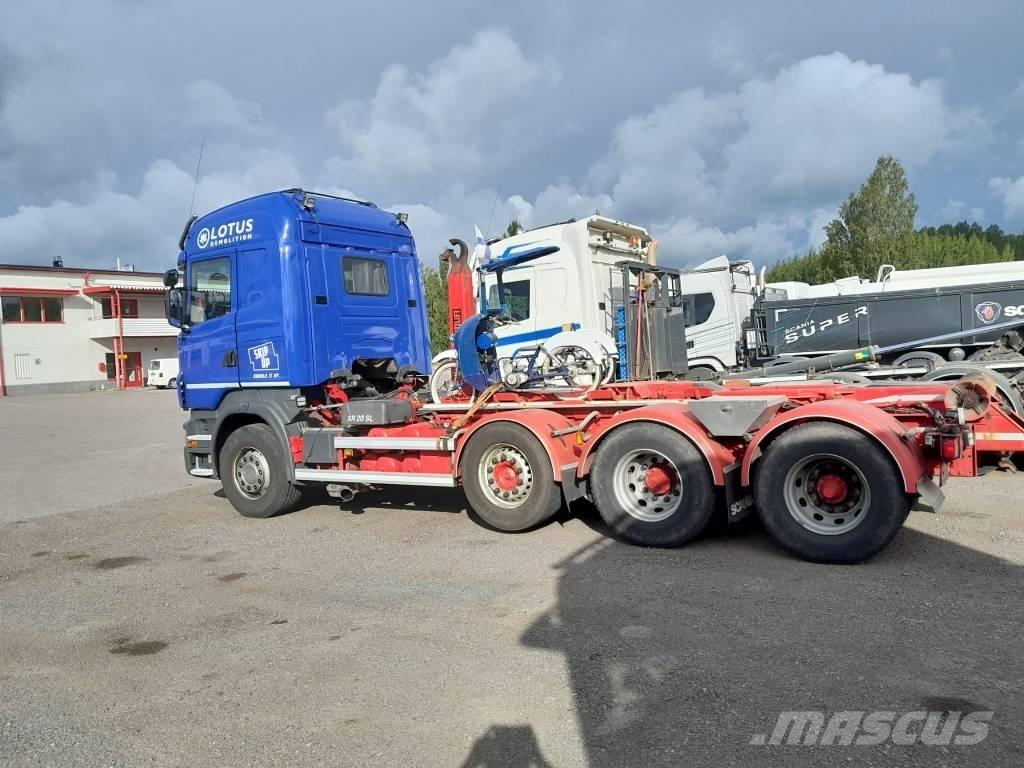 Scania R 560 8x4 Naudoti vilkikai
