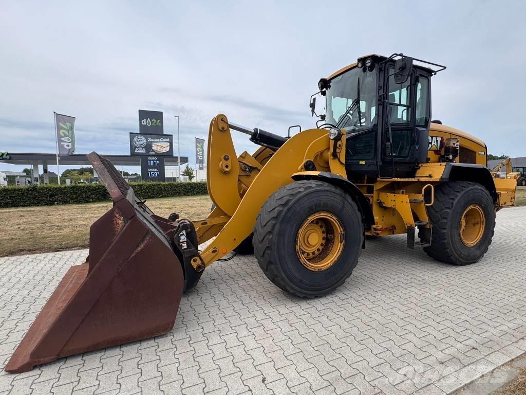 CAT 938 M Naudoti ratiniai krautuvai