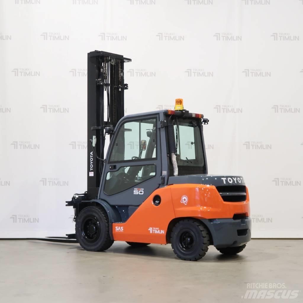 Toyota 40-8FD50N Dyzeliniai krautuvai