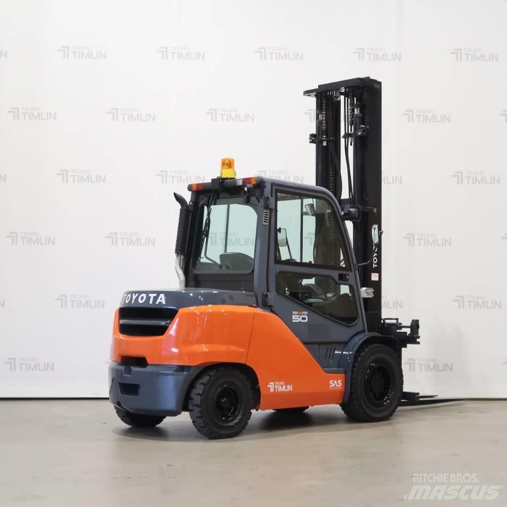 Toyota 40-8FD50N Dyzeliniai krautuvai