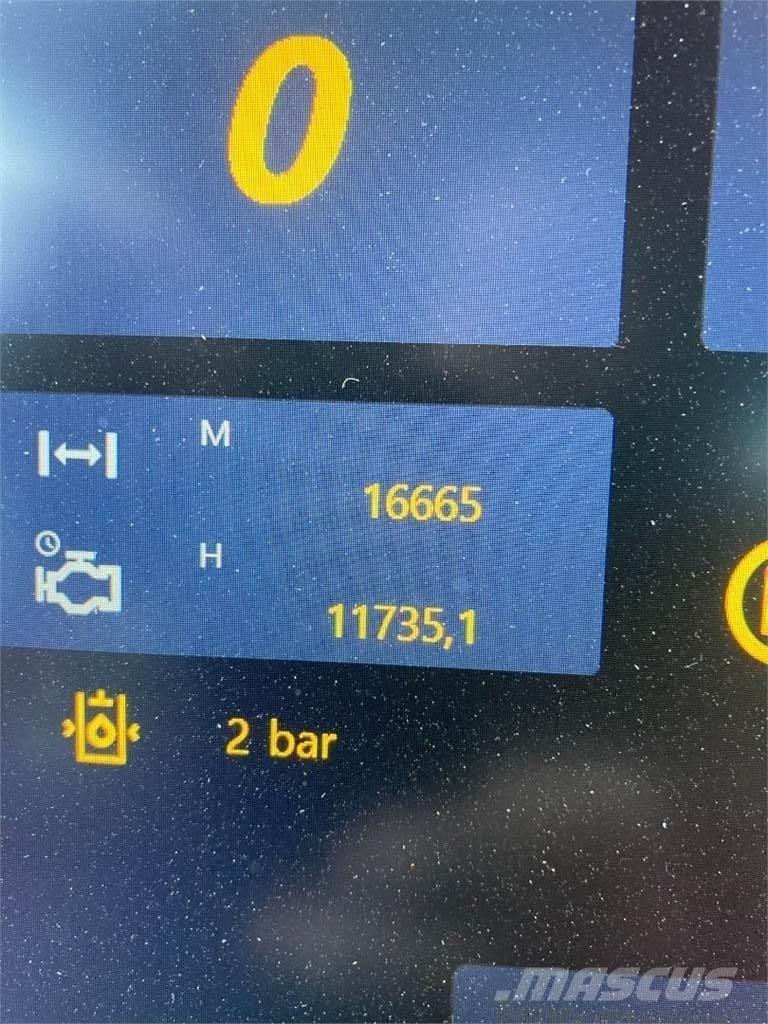 Komatsu 951 Miško technika (Harvesteriai)