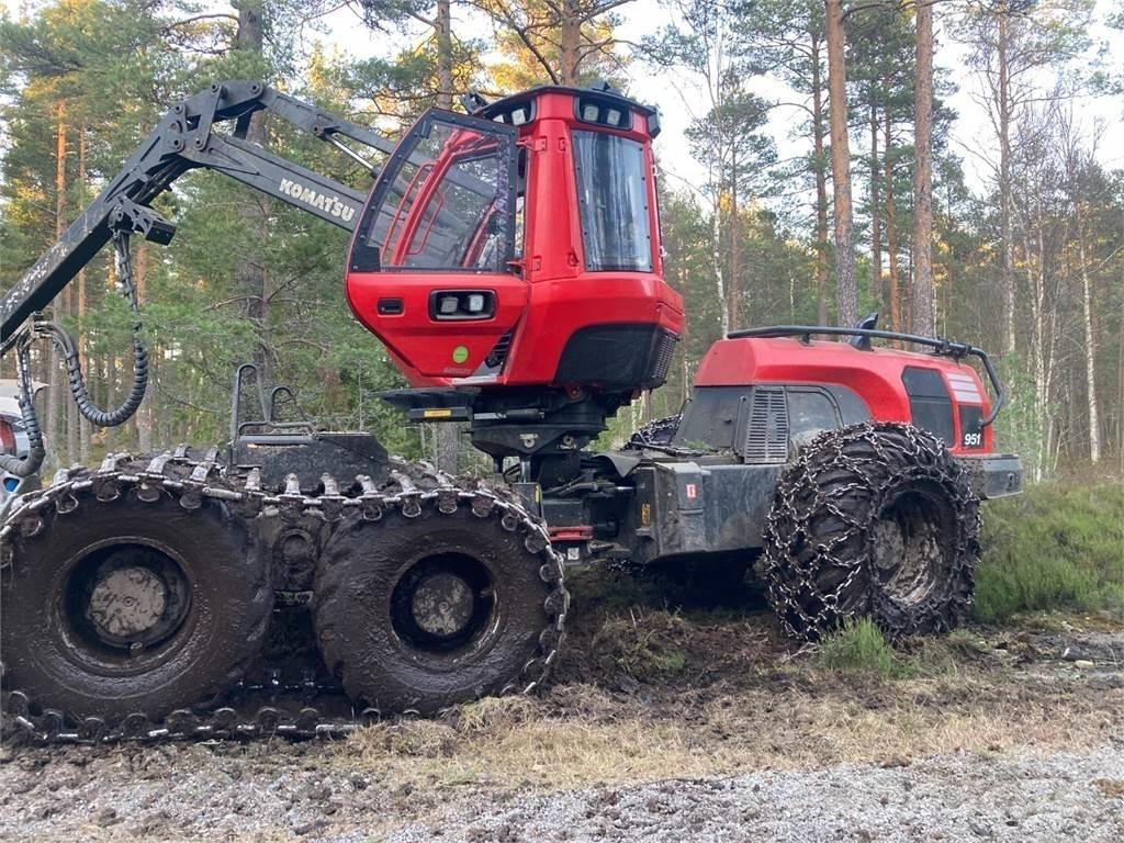 Komatsu 951 Miško technika (Harvesteriai)