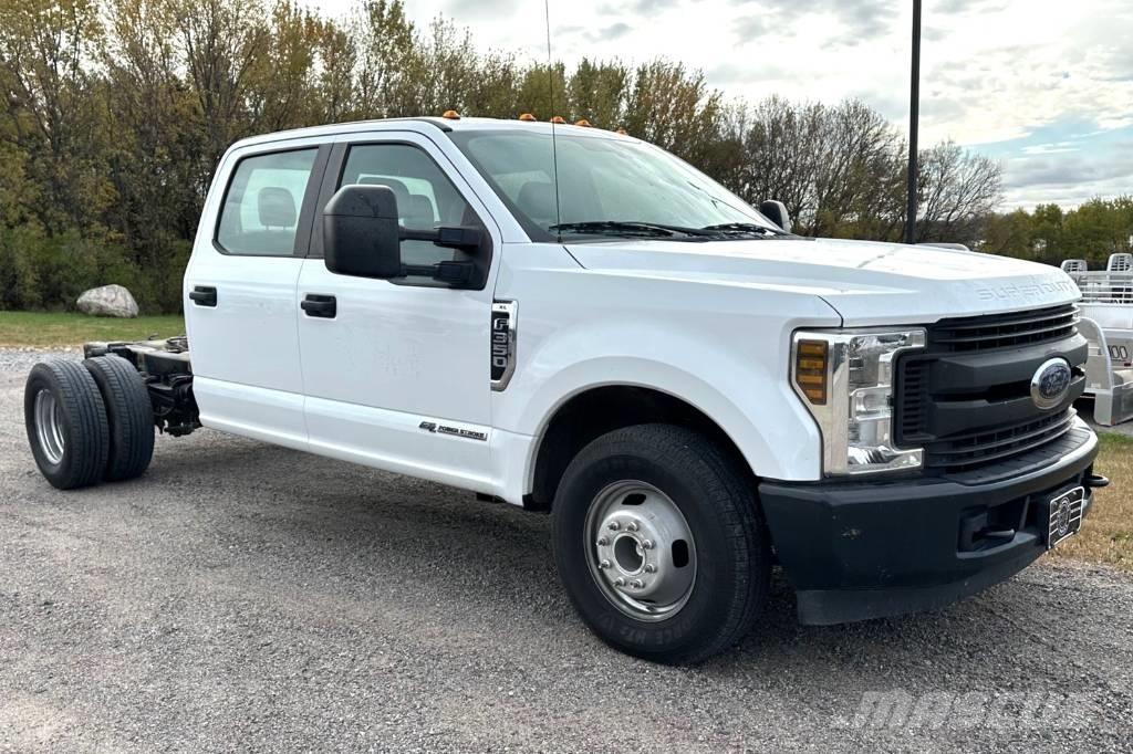 Ford F 350 XL SD Važiuoklė su kabina