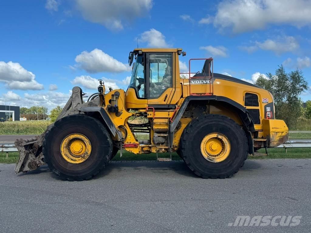 Volvo L220H Naudoti ratiniai krautuvai