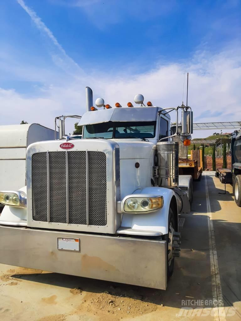Peterbilt 388 Naudoti vilkikai