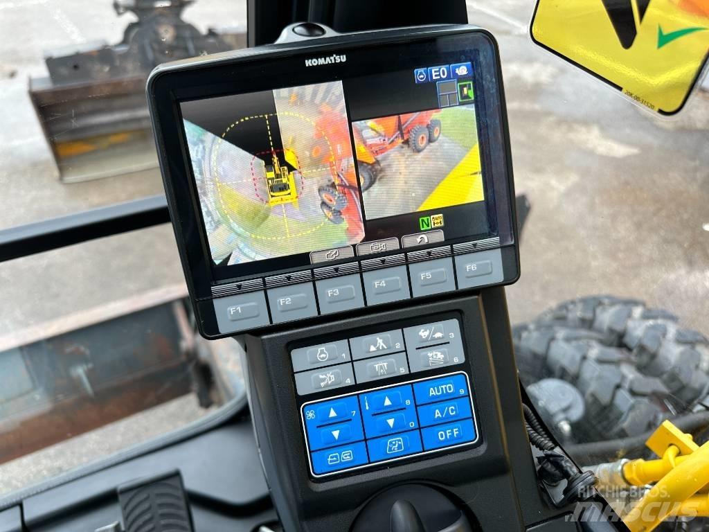 Komatsu PW160-11 Ratiniai ekskavatoriai