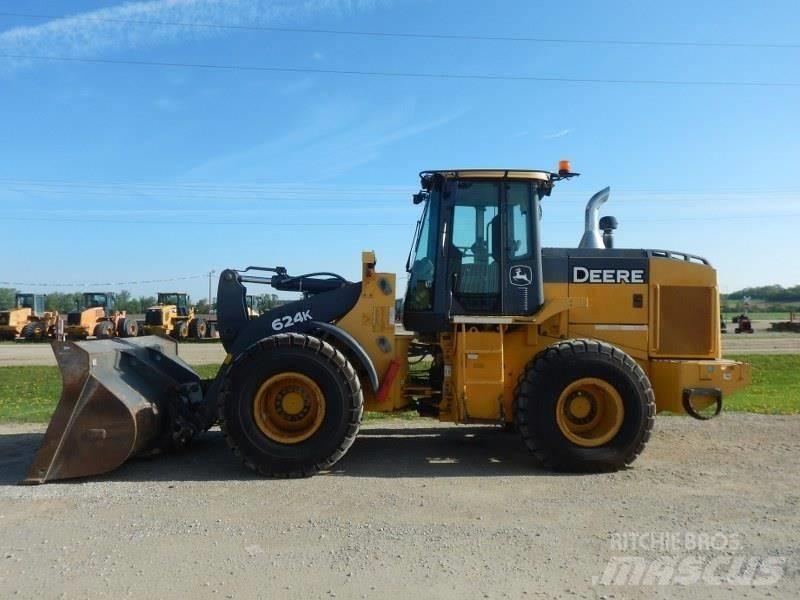 John Deere 624K Naudoti ratiniai krautuvai