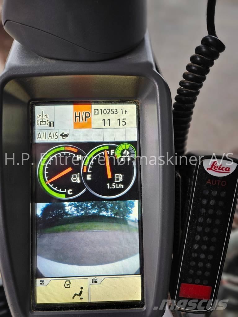 Hitachi ZX300LC-6 Vikšriniai ekskavatoriai