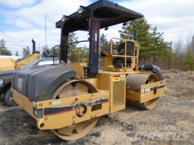 CAT CB 634 C Porinių būgnų volai