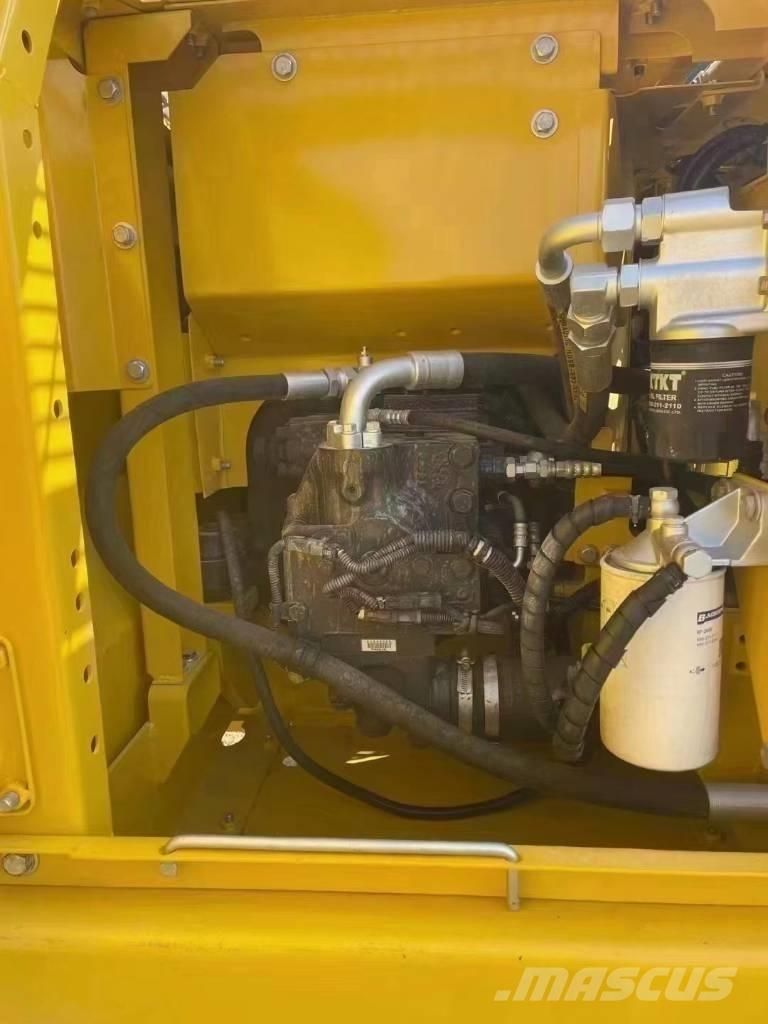 Komatsu PC 110 Vikšriniai ekskavatoriai