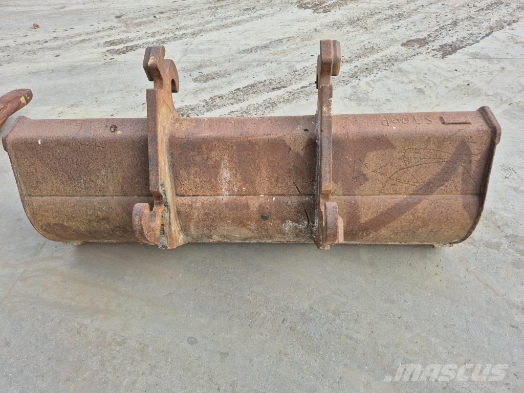 Pladdet kofferbak Kaušai