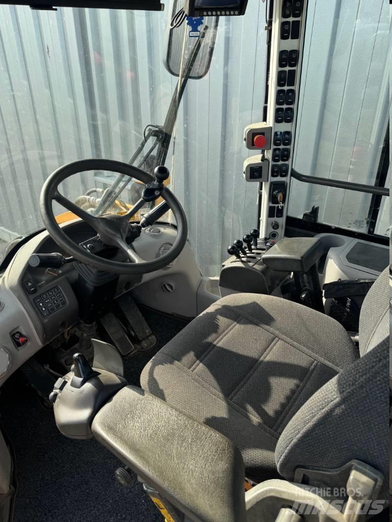 Volvo L 90 G Naudoti ratiniai krautuvai