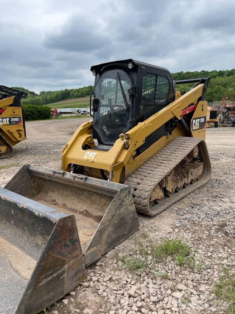 CAT 299 D 2 Krautuvai su šoniniu pasukimu