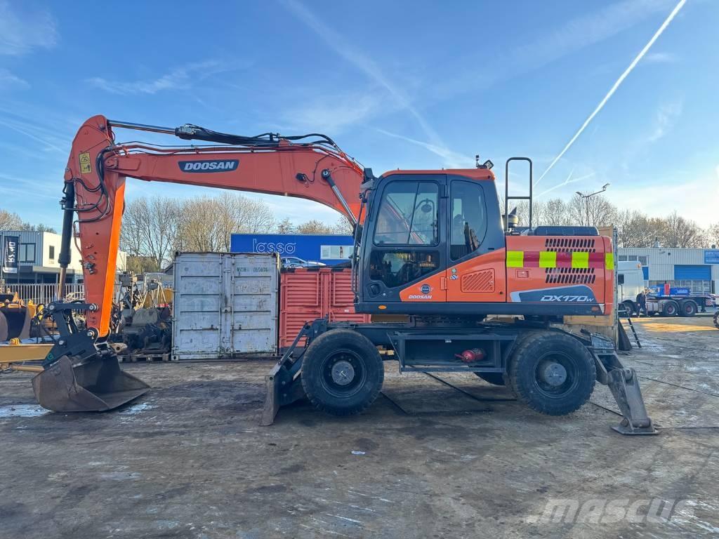 Doosan DX 170 W - 5 Ratiniai ekskavatoriai