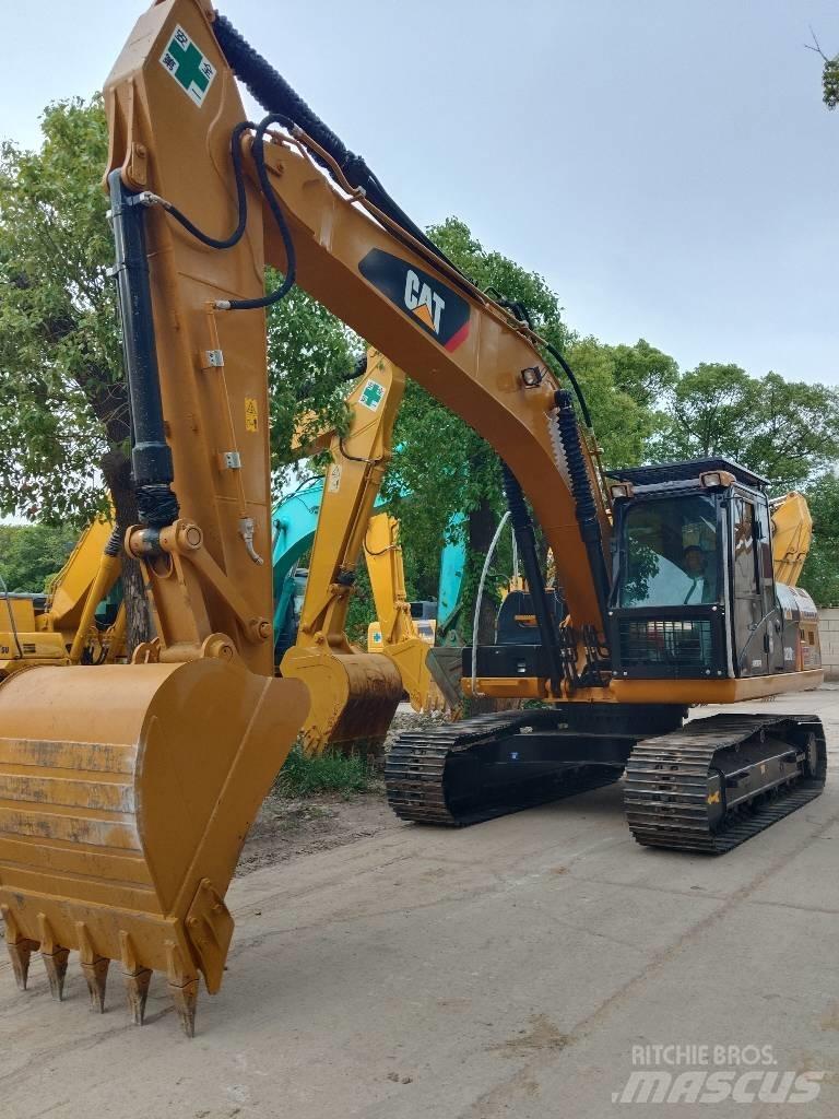 CAT 320D2L Vikšriniai ekskavatoriai