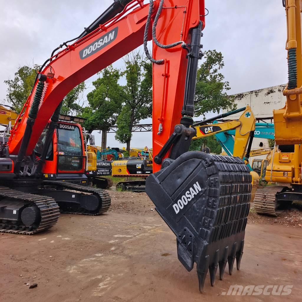 Doosan DX 300 LC Vikšriniai ekskavatoriai