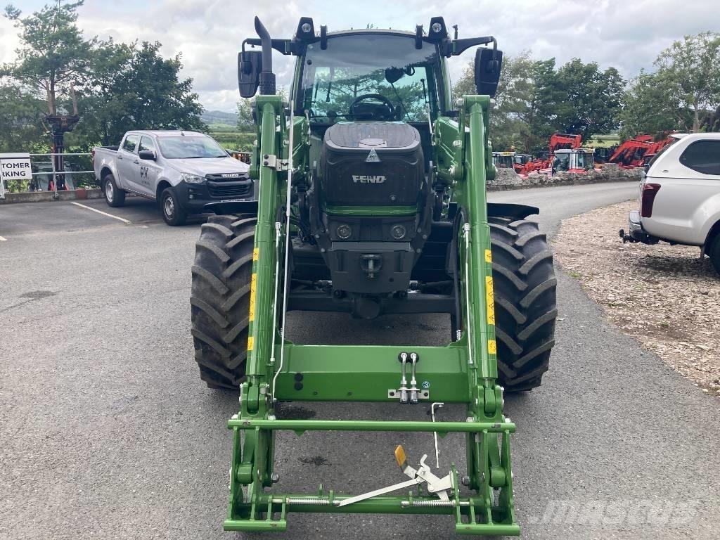 Fendt 211 Traktoriai