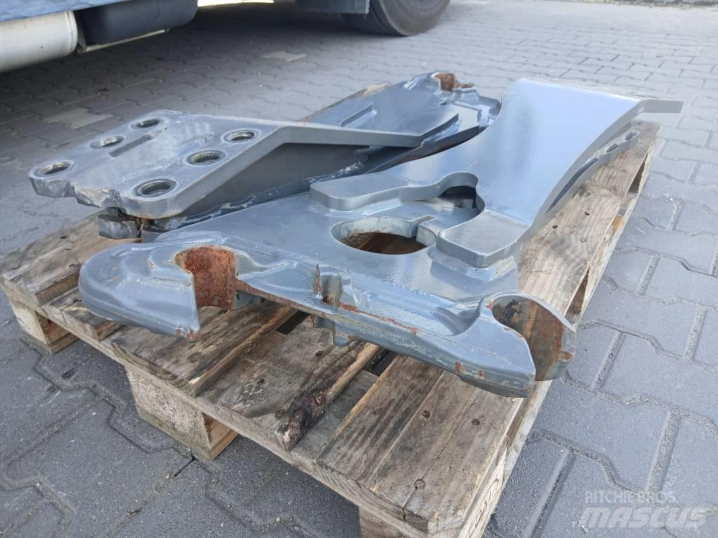 CLAAS Voorladersteun Traktoriai