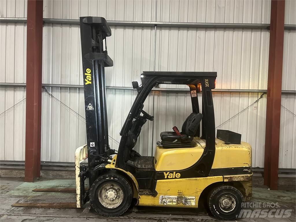 Yale GDP35VX Dyzeliniai krautuvai