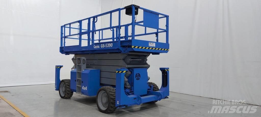 Genie GS 5390 RT Žirkliniai keltuvai
