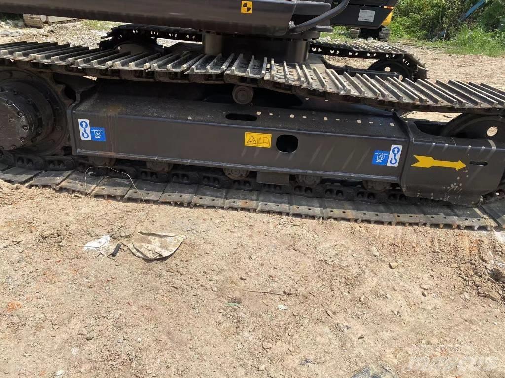Hitachi ZX 70 Vikšriniai ekskavatoriai