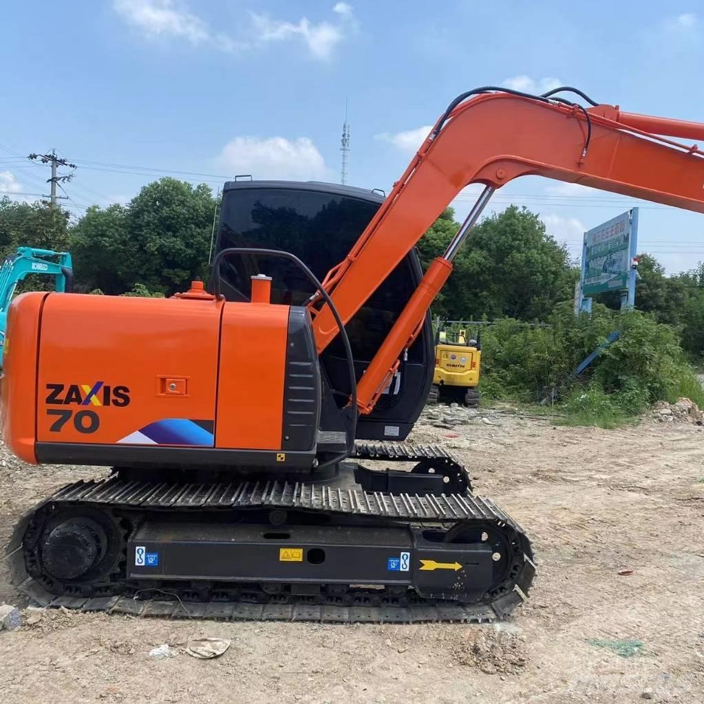 Hitachi ZX 70 Vikšriniai ekskavatoriai