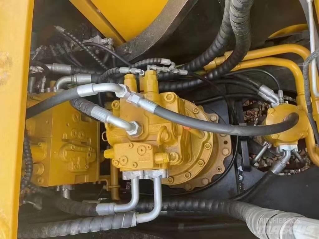 Sany SY215C Vikšriniai ekskavatoriai