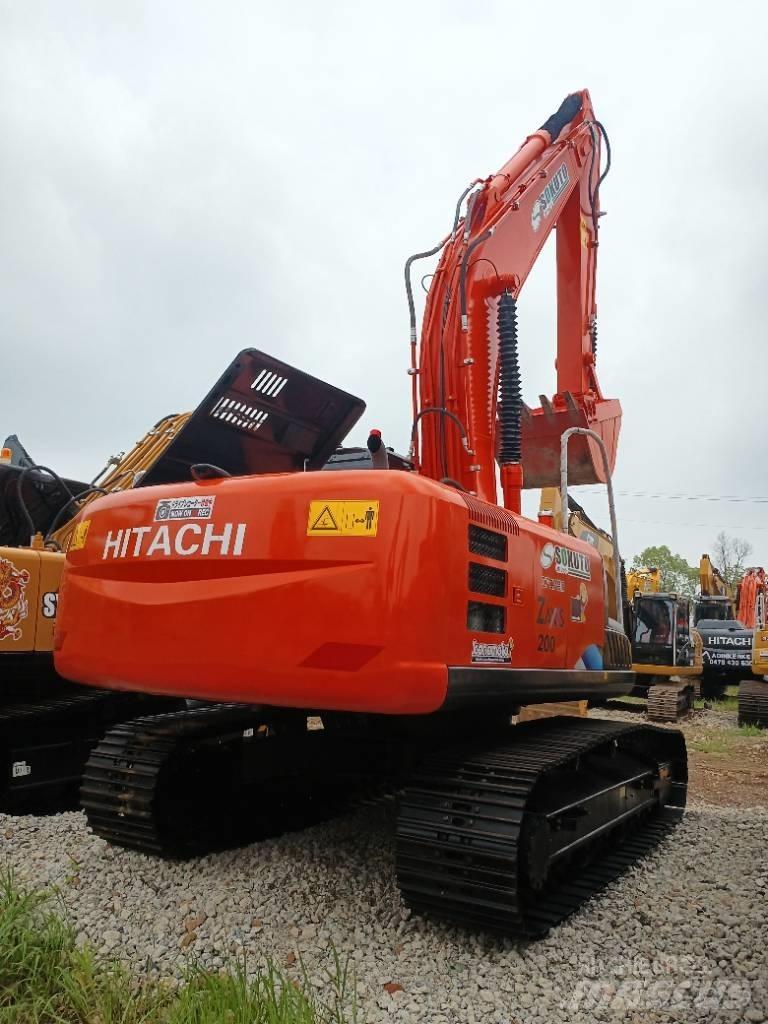 Hitachi ZX 200-3 Vikšriniai ekskavatoriai