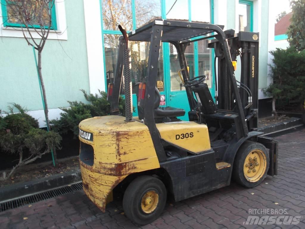 Daewoo D30S3 V-2372 Dyzeliniai krautuvai