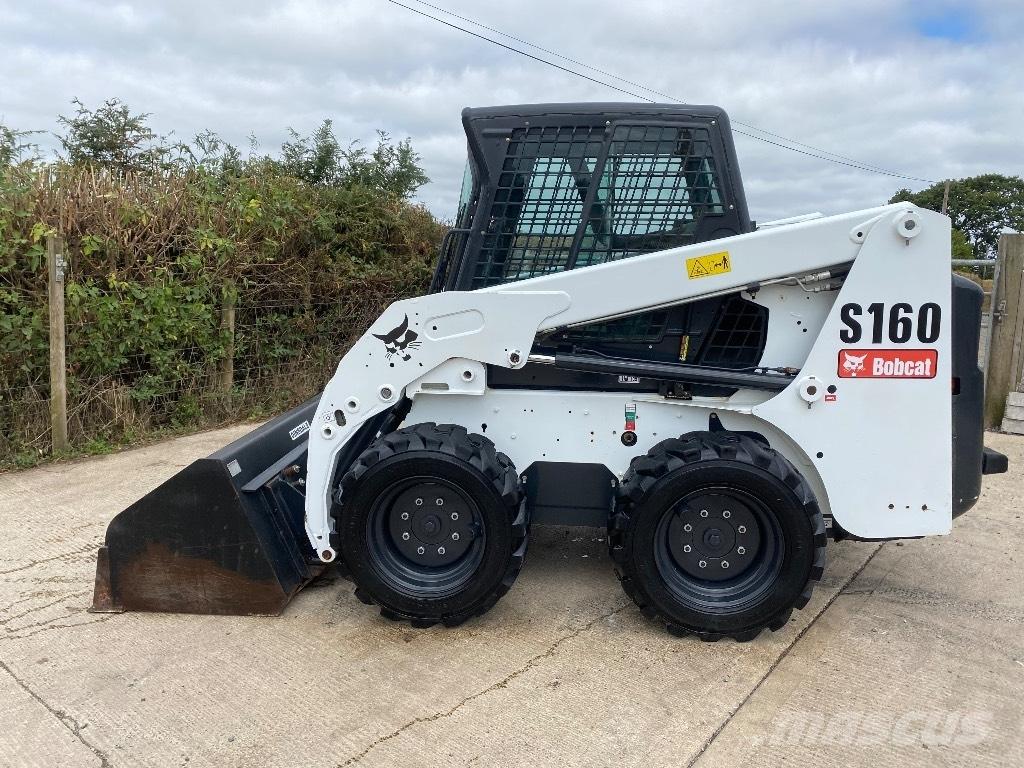 Bobcat S 160 Krautuvai su šoniniu pasukimu