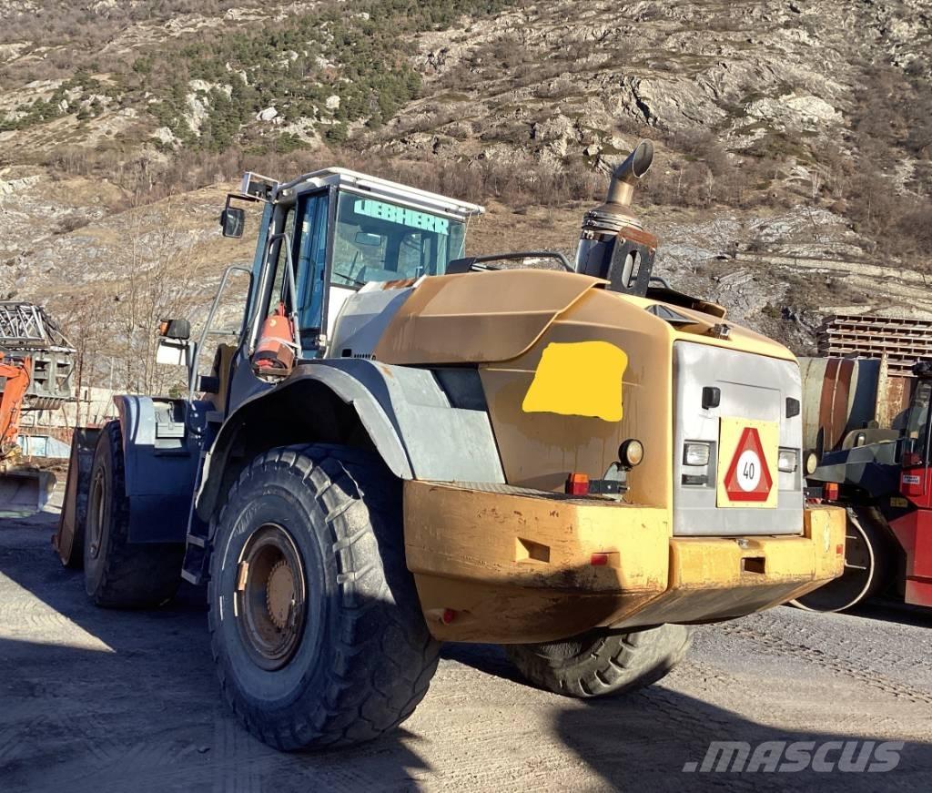 Liebherr L 564 Naudoti ratiniai krautuvai