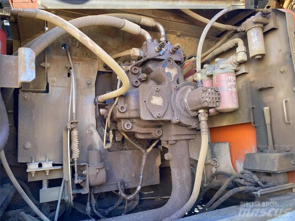 Hitachi ZX 450 LC Vikšriniai ekskavatoriai
