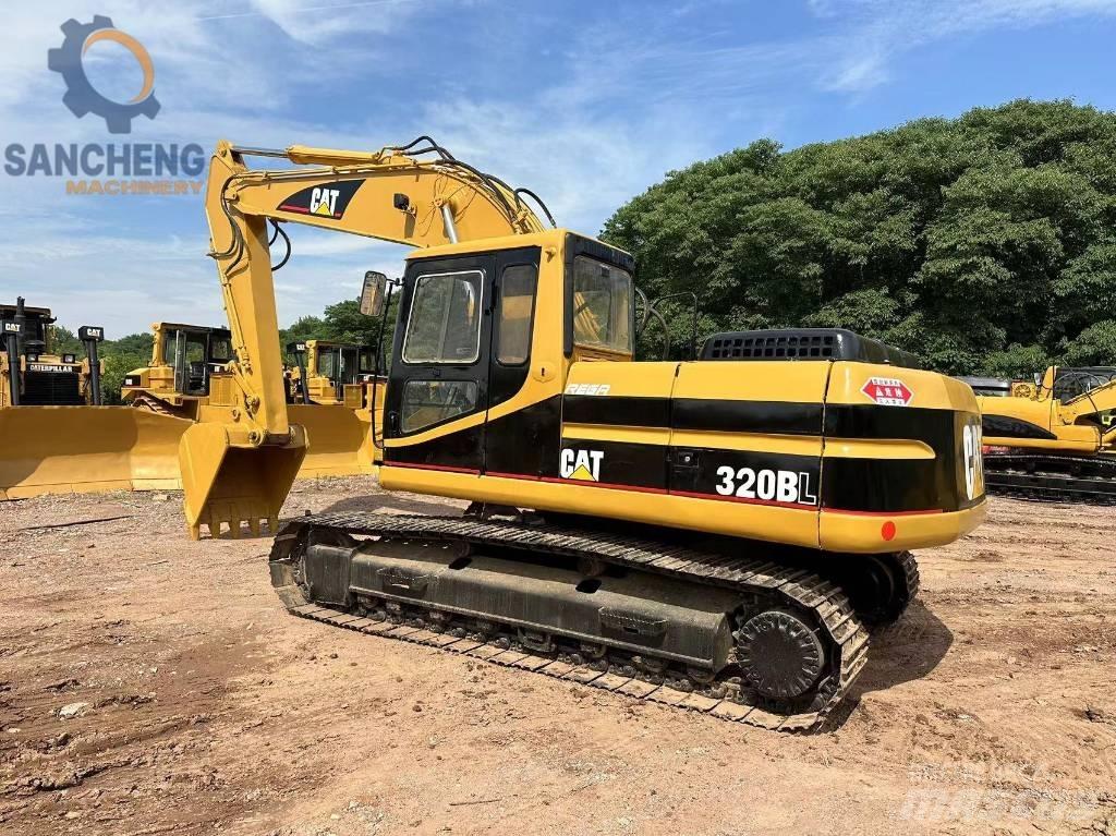 CAT 320 B Vikšriniai ekskavatoriai
