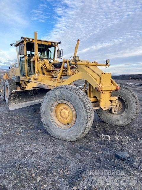 CAT 140 H Greideriai
