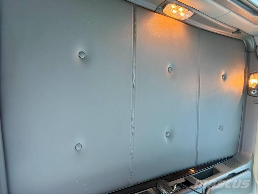 Kenworth T 800 Naudoti vilkikai