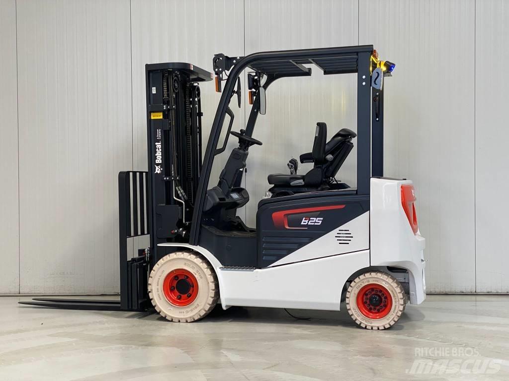 Bobcat B25NS Elektriniai šakiniai krautuvai