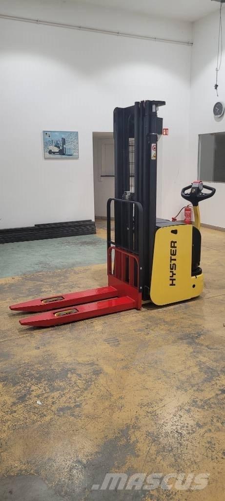 Hyster S 1.4 AC Savaeigiai rietuvai