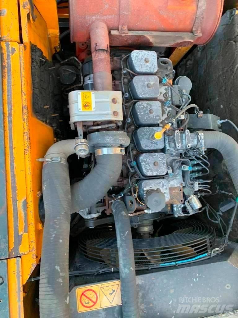 Hyundai R210W-9 Vikšriniai ekskavatoriai