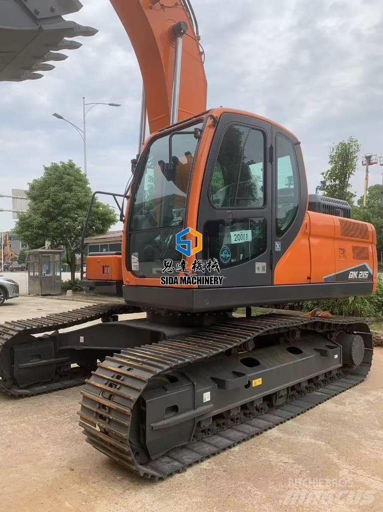Develon DX 215 Vidutinės galios ekskavatoriai 7-12 t