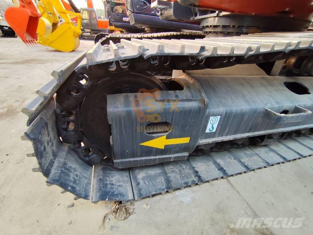 Doosan DX 225 LC Vikšriniai ekskavatoriai