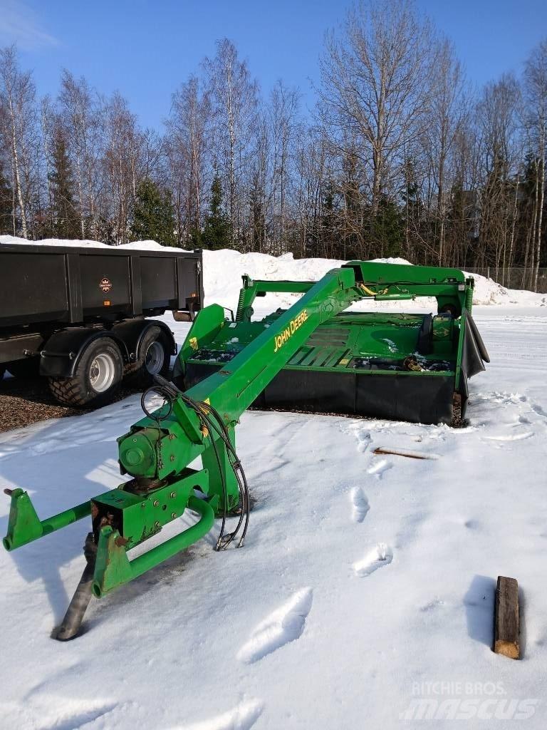 John Deere 735 Formuojančios žoliapjovės