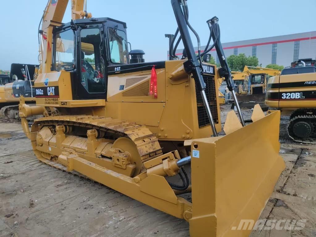 CAT D6G2 Vikšriniai ekskavatoriai