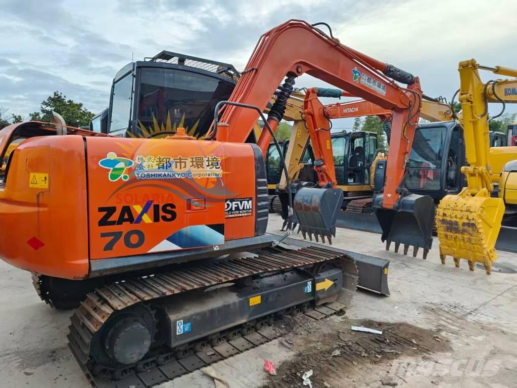 Hitachi ZX 70 Vidutinės galios ekskavatoriai 7-12 t