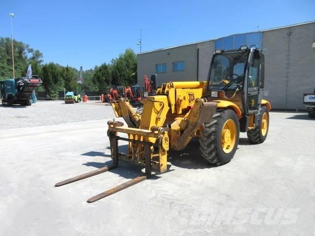 JCB 532-120 Teleskopiniai krautuvai