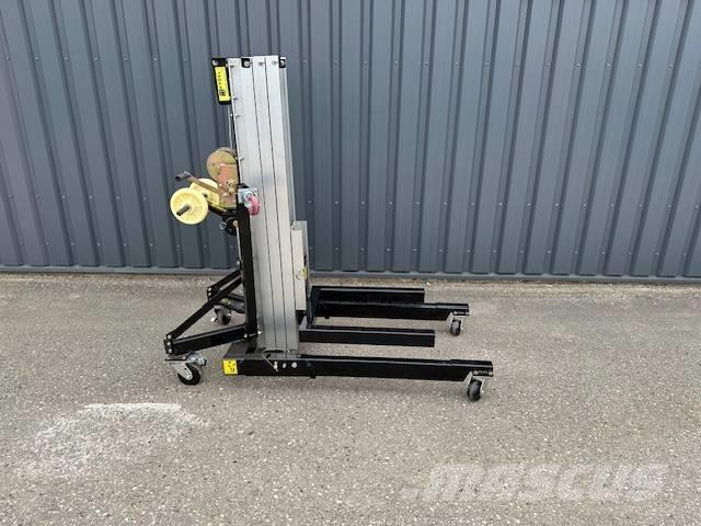 Rees Lift SML3,3 Kiti keltuvai ir platformos